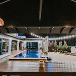 Ipoh Cozy 27 Pool Villa 6B5B 30 Pax By Verve
